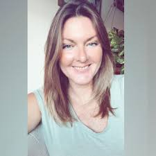 When is Sunny Tomatoes Farmer's Market reopening?