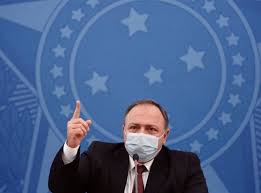 Eduardo pazuello, que el mes pasado había sido nombrado como viceministro de salud de brasil por bolsonaro, ejercerá interinamente como titular h. Zi5t Xq1gyijzm