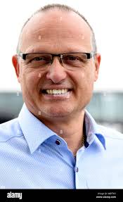 Ships mooring lines hi-res stock photography and images