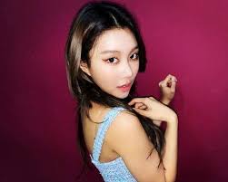 For example, jihyo from twice. Hyebin Biography Height Net Worth Wiki More Wikistarbio