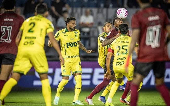 Bragantino, com um a mais, cede o empate ao Mirassol