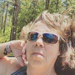 Laura Biebuyck's Instagram, Twitter & Facebook