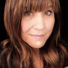 Tina Allsup's Instagram, Twitter & Facebook