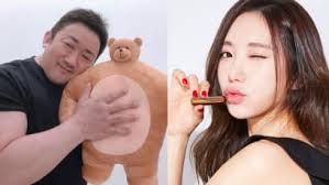 Laotian Wife Of Chinese YouTuber Says She Only Married Him Because He Had  Air-Conditioning In His Room