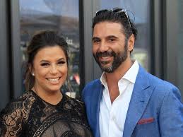 Submitted 1 year ago by eliuhoo. Eva Longoria Feiert Vierten Hochzeitstag Mit Ihrem Jose Trend Magazin Hochzeitstag Hochzeit Eva Longoria