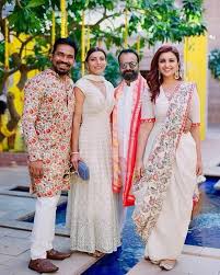 Parineeti Chopra Wore The Perfect Sister Of The Bride Outfits Indian Wedding Outfits Sangeet Outfit Bride Clothes