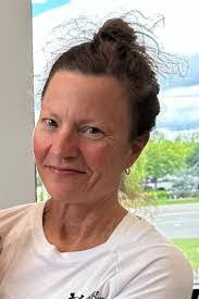 Kristi Comer's Instagram, Twitter & Facebook