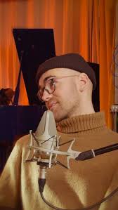 Barren BTS Max PATRICK Jason Russ Marta Reza And moi in Grundy's Studio  Count the parts and if you know you know