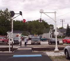 Http Www Grassellitower Com Images Signals Wigwags Jpg Railroad Lights Model Trains Model Railroad