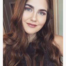 Lauren Kuschmierz (@LoloKusch)