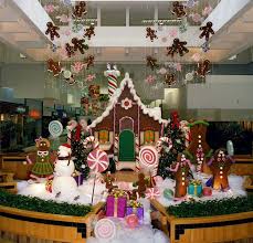 Gingerbread House Mall Set Christmas Decorations Online Christmas Gingerbread House Candy Christmas Decorations