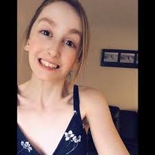 Alexis Parker's Instagram, Twitter & Facebook