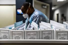 Side effects can sometimes indicate something good is happening. Covid 19 Vaccine Side Effects Explained How The Pfizer And Moderna Vaccines Might Feel Vox