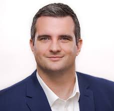 Daniel Dutton's Instagram, Twitter & Facebook