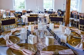 Black And Gold Table Runner Black White Rose Gold Wedding Alternated Tables Between 2 Different Styles White Table Clot Rose Gold Table Gold Sequin Table Runner Rose Gold White Wedding