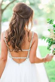 Some brides prefer to wear their hair down, while others are in love with half up half down wedding hairstyles. 25 Captivating Wedding Hairstyles For Medium Length Hair My Stylish Zoo
