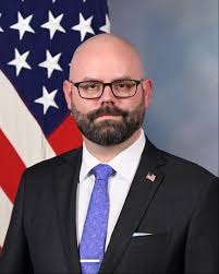 Thomas Rondeau's Instagram, Twitter & Facebook