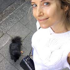 Nur zwei details werden kritisiert. Cathy Hummels Ungeschminkt Steht Dir So Gut Stars Ungeschminkt Naturlich Schon Cosmopolitan