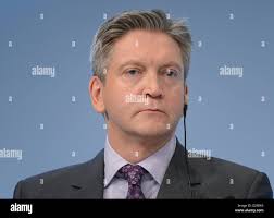 Stuart lewis hi-res stock photography and images