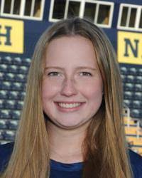 Ella Kramer's Instagram, Twitter & Facebook