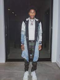 Nba youngboy hottest news, articles and reviews, yaya mayweather clowned nba youngboy's bm jania and his current girlfriend jazlyn mychelle throw shade at each other over on social media. Nba Youngboy Photos Facebook
