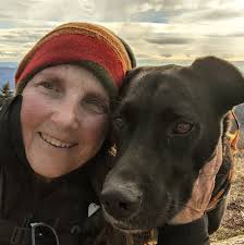 Training Dogs for Off-Leash Hiking