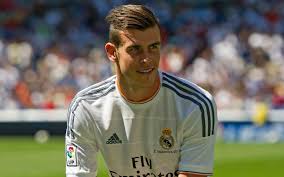 Most Popular Hairstyles Of Soccer Players Eleganthairstyles Net Soccer Players Haircuts Soccer Player Hairstyles Soccer Hairstyles