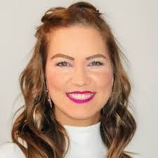 Kimberly Dinsmore's Instagram, Twitter & Facebook