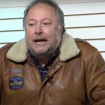 Fernando Atria y Jaime Bassa presentaron querella contra empresario Pedro  Pool por amenazas