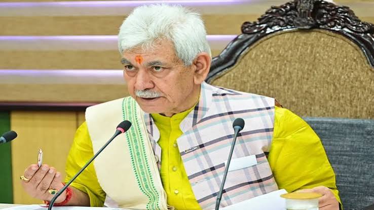 अमरनाथ यात्रियों की सुरक्षा में कोई चूक नहीं, LG मनोज सिन्हा बोले- 'आतंकियों के खिलाफ खुफिया अभियान होगा और तेज' - lg manoj sinha orders intensified antiterror ops ...