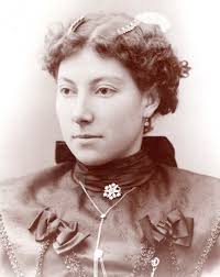 Any information about Somheil Studios in Wyandotte?