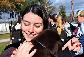 A big THANK YOU to Peggy Brogan from Boonefield Labradors for bringing some  puppies to campus and brightening up our afternoon!