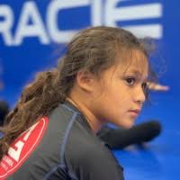 Leah Leon's Instagram, Twitter & Facebook