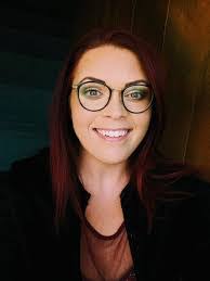 Alexis Schultz's Instagram, Twitter & Facebook