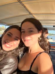 Chill roommate wanted in the Loop area