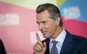 州长带头反对，自动驾驶卡车还有救吗？_加州_法案_汽车