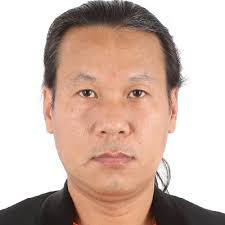 Josh Kerr, of the Brooks Beasts Track Club, defends his title at the 5th  Avenue mile in record-breaking fashion with a time of 3:44.