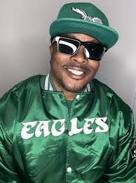 Aisha Booker's Instagram, Twitter & Facebook