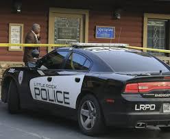 Sissys log cabin little rock. Police Men Rob Lr Jewelry Store With Sledgehammers