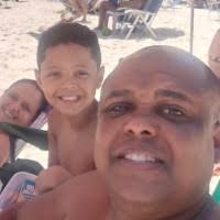 30+ perfis com “Judson Judson”