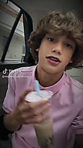 Joshua Bartle's Instagram, Twitter & Facebook