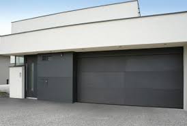 Deckensektionaltor Ls4000 Einfarbig Anthrazit Mit Glatter Oberflache Motiv Momento Garagentor Garageneinfahrt Garage Und Hobbyraum
