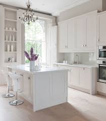 24 Sensational White Dream Kitchens You Must See Classic White Kitchen White Kitchen Design Contemporary Kitchen