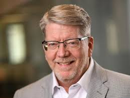 Sonoma County custom bubbly bottler Rack & Riddle hires new CEO