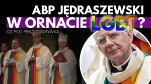 W zbiórce, którą już w dzień tragicznego pożaru w nowej białej ogłosił metropolita krakowski abp marek jędraszewski, zebrano 4 mln 886 tys. Abp Jedraszewski W Ornacie Lgbt Serwis Informacyjny 2019 08 05 Youtube