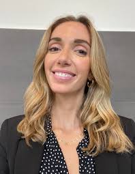 Hello🙌 I am Haruka from Japan, 29 years old. I am looking for an apartment  to register as a resident now and live with my girlfriend,28 years old. Our  budget is around