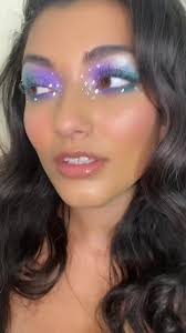 it’s been a while hasn’t it?! Got the pleasure of glamming this angel, you  like?🧜🏼‍♀️ @Sashapereiraa #mermaidmakeup #mermaidmakeuplook #makeupartist  #beautyphotographer #beautyretoucher ...