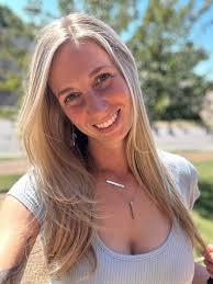 𝐿𝑎𝑐𝑒𝑦 𝐵𝑒𝑒𝑠𝑜𝑛 (@lace_beeson) • Instagram photos and videos