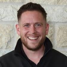 Craig Hofer's Instagram, Twitter & Facebook