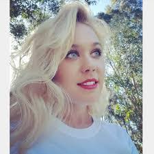 Clara Helms's Instagram, Twitter & Facebook